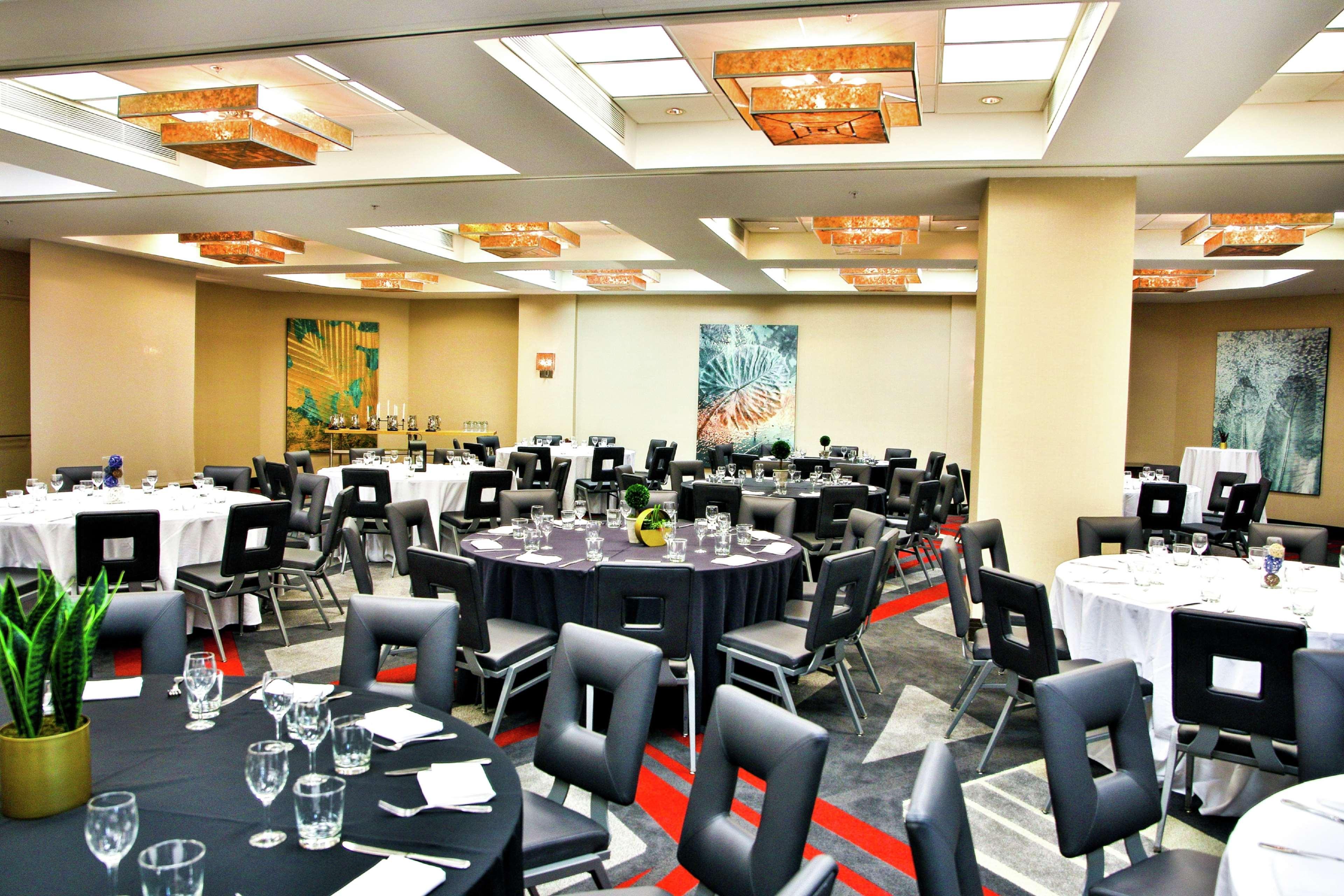 פורט לודרדייל Gallery One - A Doubletree Suites By Hilton Hotel מראה חיצוני תמונה
