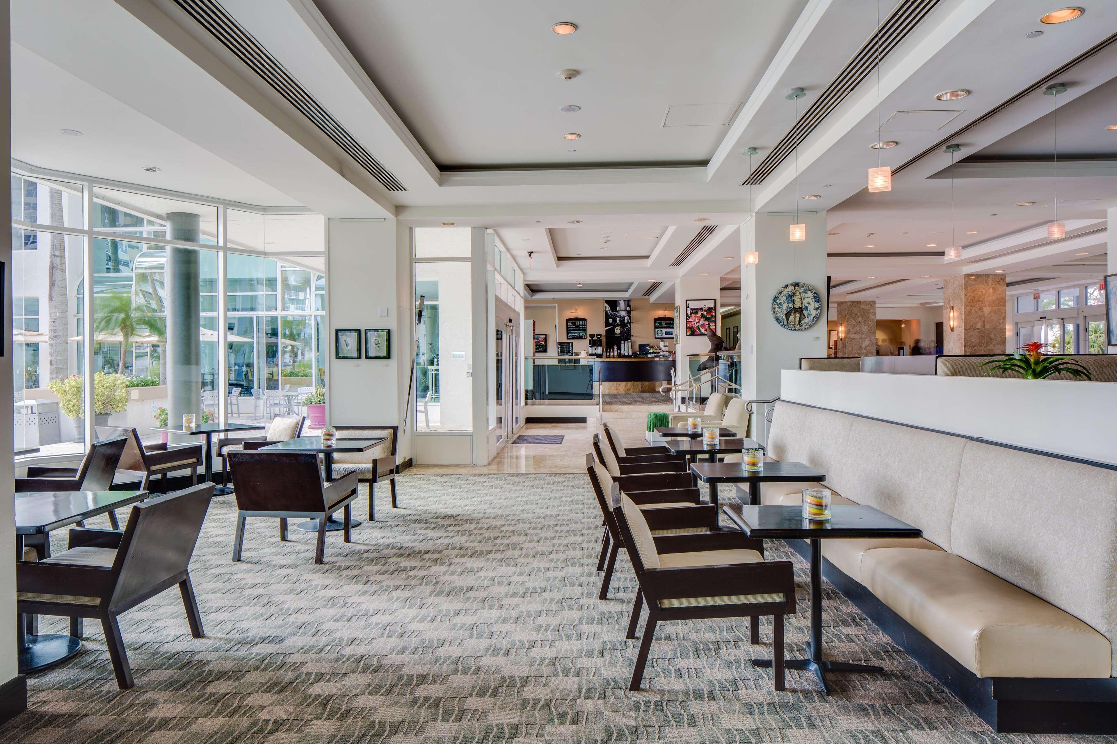 פורט לודרדייל Gallery One - A Doubletree Suites By Hilton Hotel מראה חיצוני תמונה