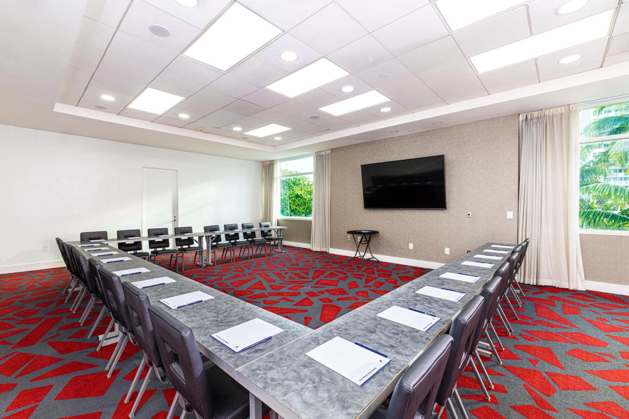פורט לודרדייל Gallery One - A Doubletree Suites By Hilton Hotel מראה חיצוני תמונה