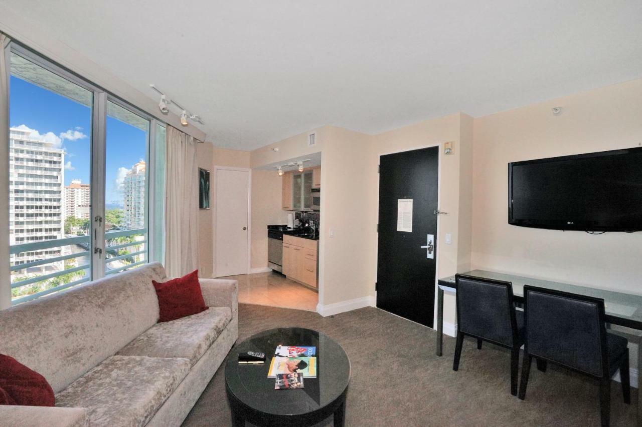 פורט לודרדייל Gallery One - A Doubletree Suites By Hilton Hotel מראה חיצוני תמונה